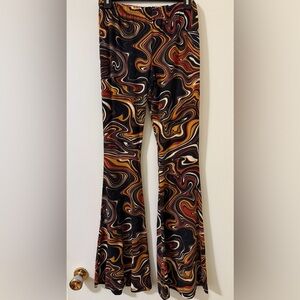 Rue21 Swirl Retro Flare Bell Bottoms/Flare Leggings. Size M.